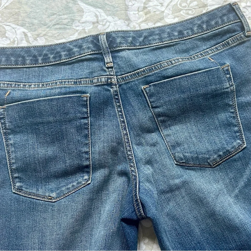 Mid Rise Straight Jeans - Picture 3 of 3